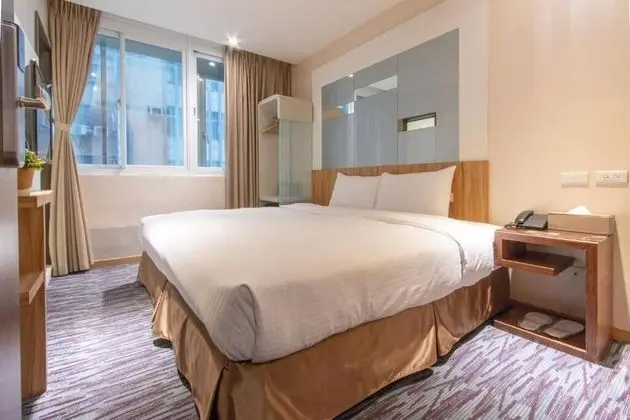 Deluxe Tek Büyük Yataklı Oda