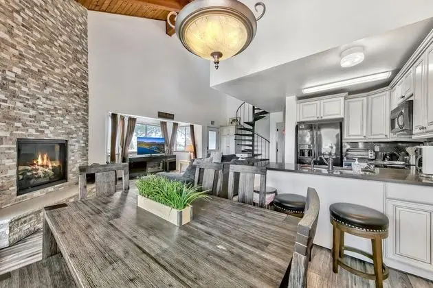 Daire, Birden Çok Yatak, Göl Manzaralı (Mv17 amazing lake view & spacious 2 b)