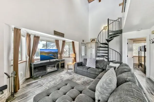 Daire, Birden Çok Yatak, Göl Manzaralı (Mv17 amazing lake view & spacious 2 b)