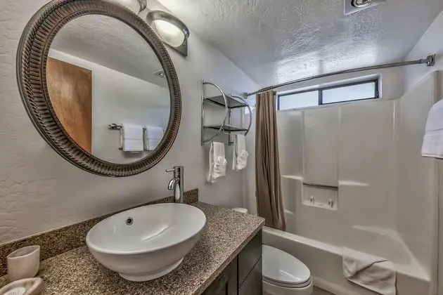 Daire, Birden Çok Yatak, Göl Manzaralı (Mv17 amazing lake view & spacious 2 b)