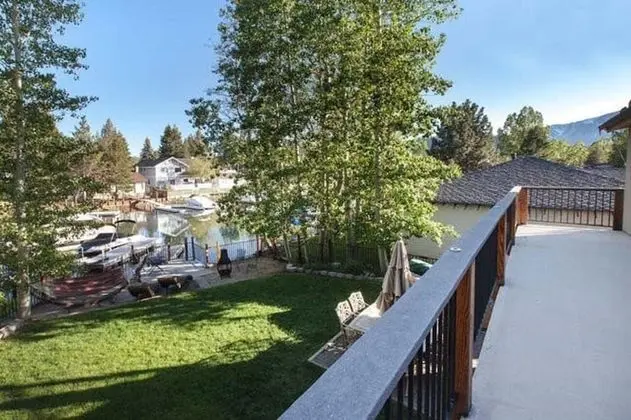 Ev, Birden Çok Yatak (MV25: Waterfront Tahoe Keys Home -30 )