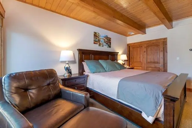 Daire, Birden Çok Yatak, Göl Manzaralı (MV32: Lakeland Village Luxury Condo W)