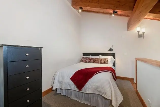Daire, Birden Çok Yatak, Göl Manzaralı (MV32: Lakeland Village Luxury Condo W)