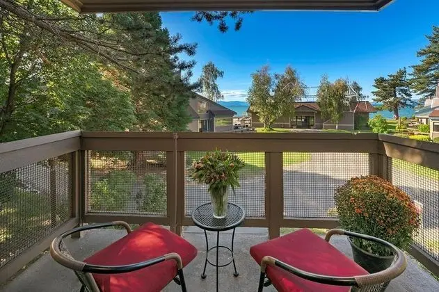 Daire, Birden Çok Yatak, Göl Manzaralı (MV32: Lakeland Village Luxury Condo W)