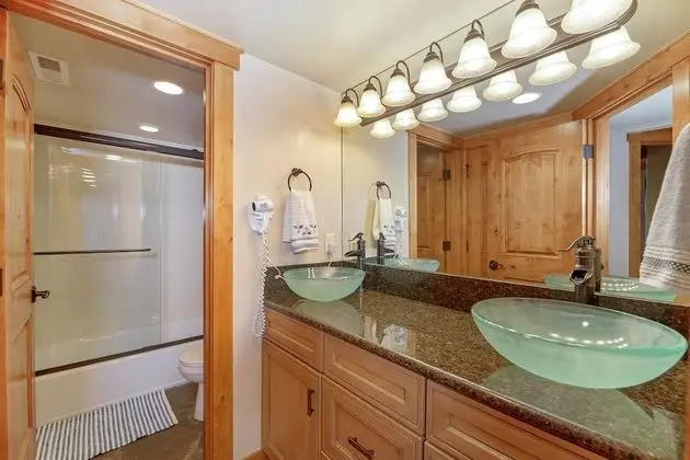Daire, Birden Çok Yatak, Göl Manzaralı (MV32: Lakeland Village Luxury Condo W)
