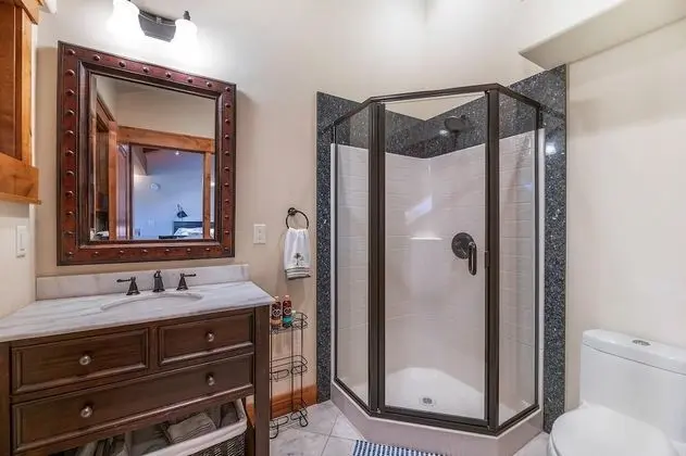 Daire, Birden Çok Yatak, Göl Manzaralı (MV32: Lakeland Village Luxury Condo W)