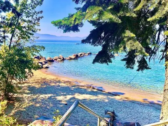 Ev, Birden Çok Yatak (MV49: Historical Miners Lake Tahoe La)