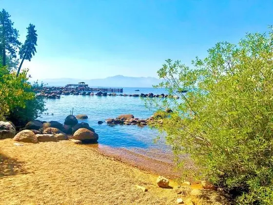 Ev, Birden Çok Yatak (MV49: Historical Miners Lake Tahoe La)