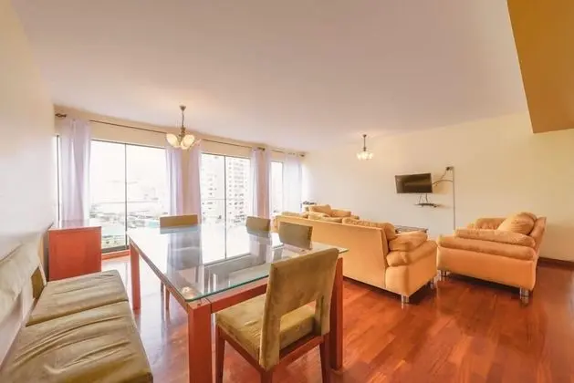 Daire, Birden Çok Yatak (MV7 Condo Near Larcomar)