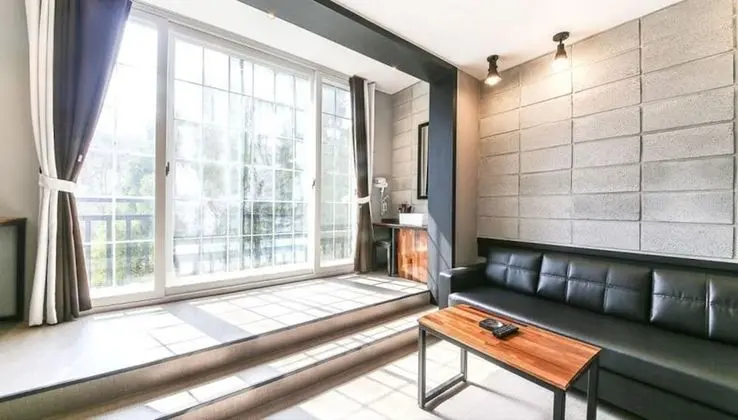 Standard Oda, Dağ Manzaralı