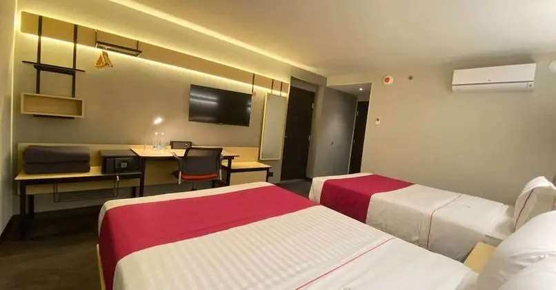 Comfort Tek Büyük Yataklı Oda
