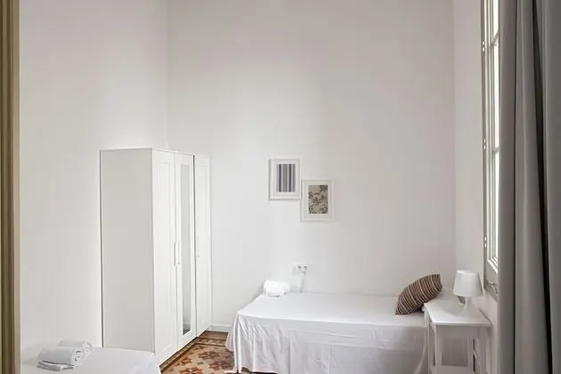 Apart Daire, 6 Yatak Odası