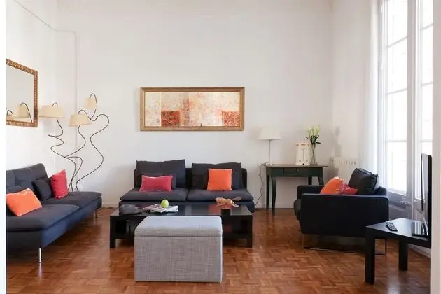Standard Apart Daire, 6 Yatak Odası