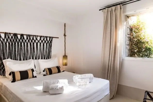 2BD Villa, Sea view and Shared Pool