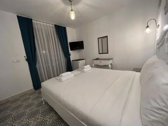 Deluxe Room, Havuz Manzaralı, Bahçe Katı