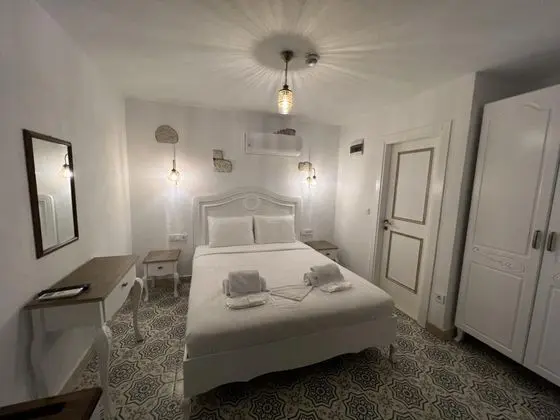 Deluxe Room, Havuz Manzaralı, Bahçe Katı