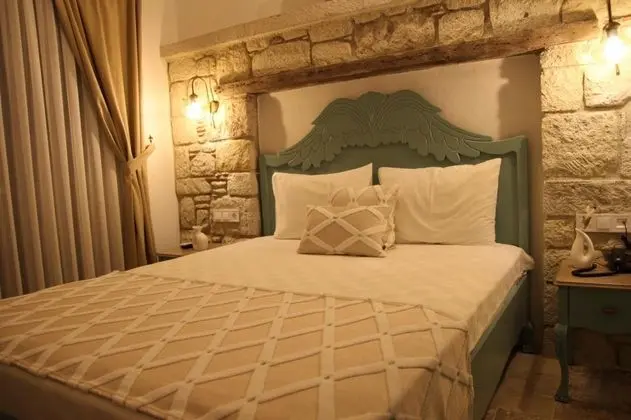 Superior Oda, Havuz Manzaralı, Balkonlu