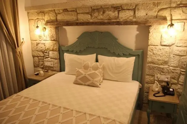 Superior Oda, Havuz Manzaralı, Balkonlu