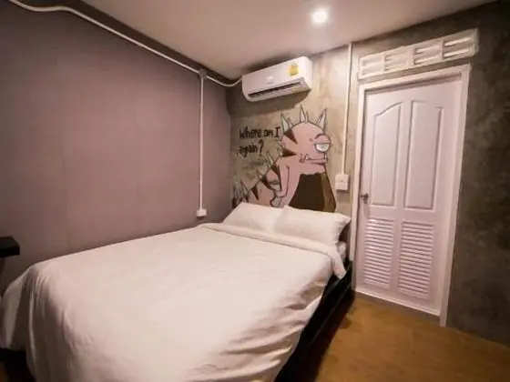Standard Double Room with No Window