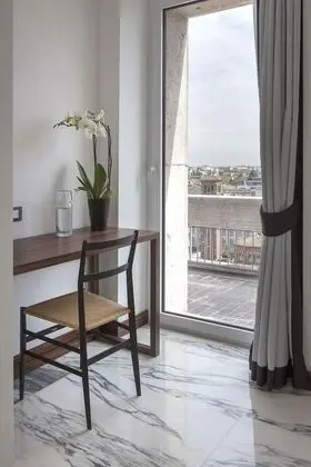 Deluxe Tek Büyük veya İki Ayrı Yataklı Oda, Şehir Manzaralı (check-in only until 7.00 pm)