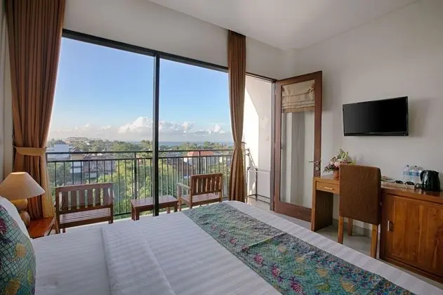 Superior Oda, Balkon