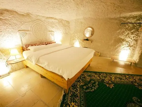 Royal Cave Suite-balkonlu