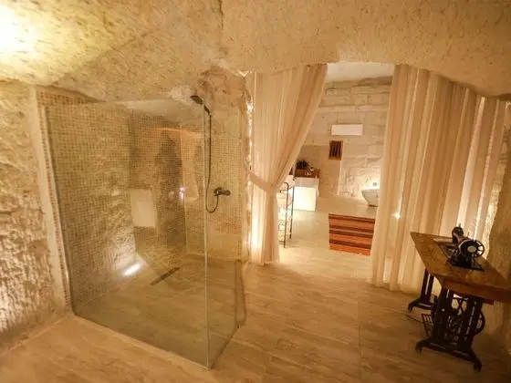 Royal Cave Suite-balkonlu