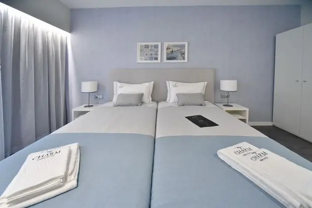 Tek Büyük veya İki Ayrı Yataklı Oda (Extra bed)