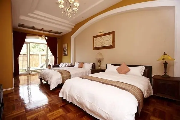 Comfort Dört Kişilik Oda, 2 Çift Kişilik Yatak, Bahçeli