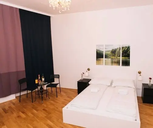 Stüdyo (Top 2)