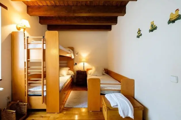 Bungalov, 5 Yatak Odası