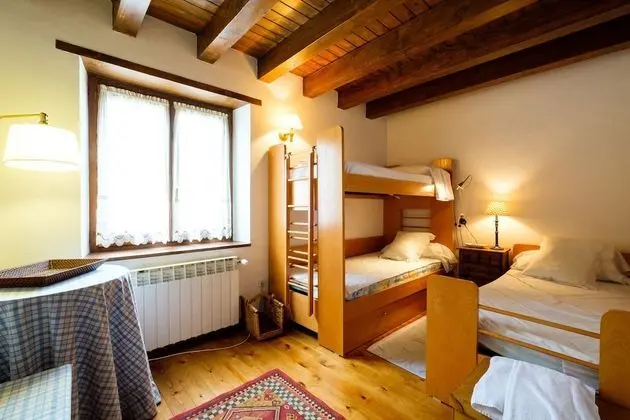 Bungalov, 5 Yatak Odası