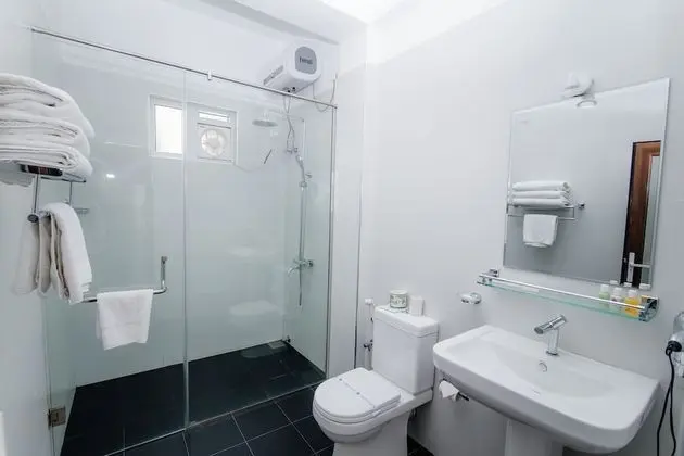 Standard Üç Kişilik Oda, Özel Banyo, Köşe