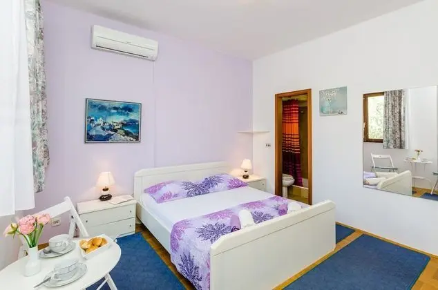 Tek Büyük Yataklı Oda (Double Room with garden view)
