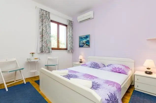 Tek Büyük Yataklı Oda (Double Room with garden view)