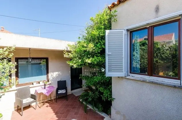 Tek Büyük Yataklı Oda (Double Room with Shared Terrace)