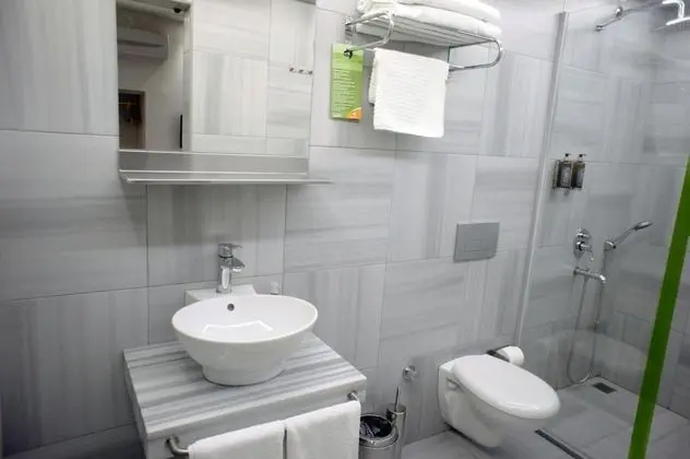 Standart Oda, Şehir Manzaralı