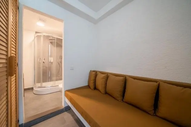 Aile Suiti, Bahçe Manzaralı, Balkonlu