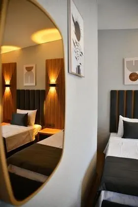 https://images.odamax.com/img/1920x1080/odamax/image/upload/My_Ella_Marina_Hotel_202506261605443_KDR_6391.JPG