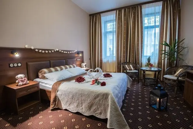 Deluxe Tek Büyük veya İki Ayrı Yataklı Oda