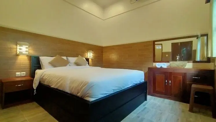 Comfort Tek Büyük Yataklı Oda