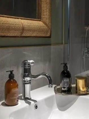 Deluxe Tek Büyük veya İki Ayrı Yataklı Oda