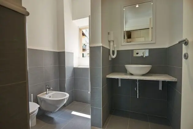 Premium Tek Büyük Yataklı Oda