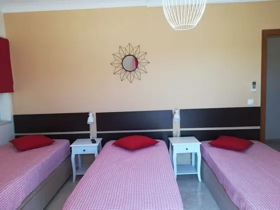Üç Kişilik Oda, Ortak Banyo