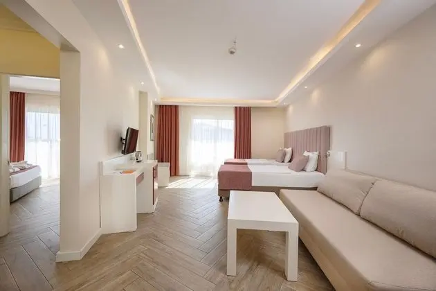 https://images.etstur.com/files/images/hotelImages/TR/215822/l/My-Home-Resort-Hotel-Oda-398911.jpg