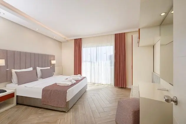 https://images.etstur.com/files/images/hotelImages/TR/215822/l/My-Home-Resort-Hotel-Oda-398914.jpg