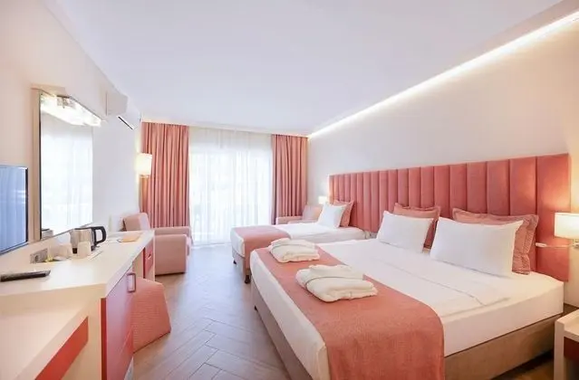 https://images.etstur.com/files/images/hotelImages/TR/215822/l/My-Home-Resort-Hotel-Oda-398925.jpg