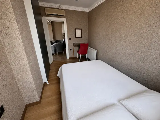 Daire, Bahçe Manzaralı, Balkonlu