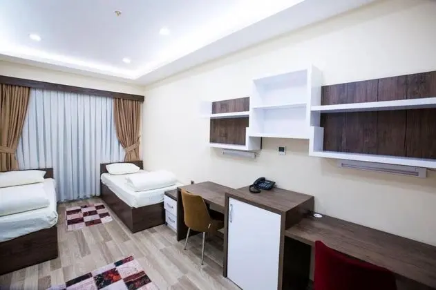 Twin, Dağ Manzaralı