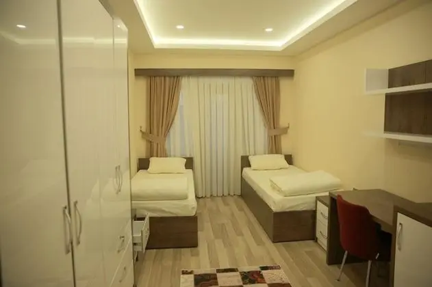 Twin, Dağ Manzaralı